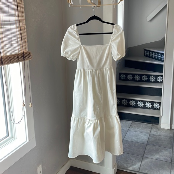 Park & Fifth White Demin Midi Dress - Picture 4 of 7